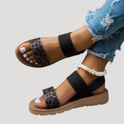 Dames sandalen met leopardprint en kruisbandjes