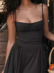 Dames zomerjurk midi met sweetheart halslijn en bandjes