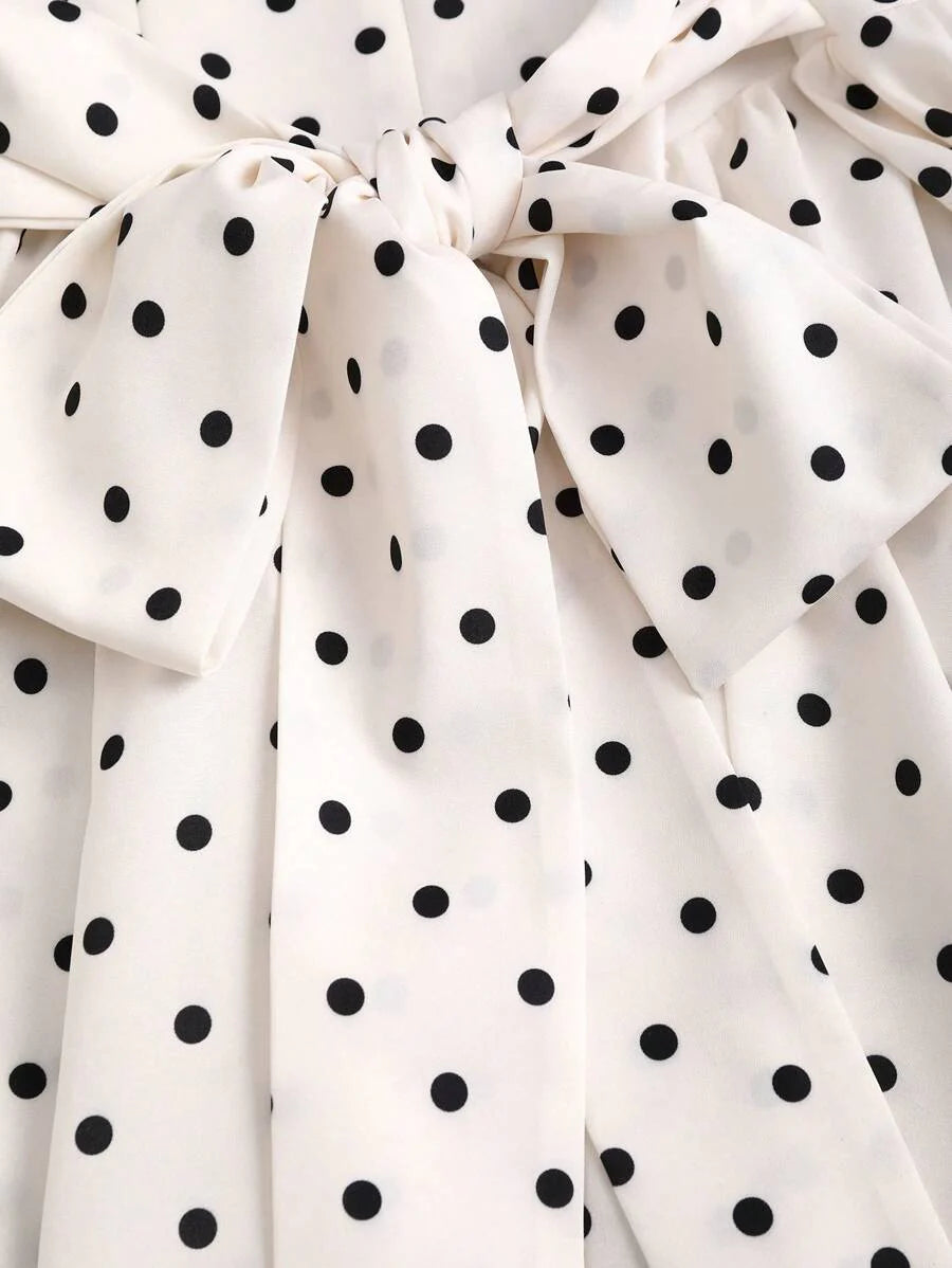 Dames mini zomerjurk mouwloos met stippen en V-hals