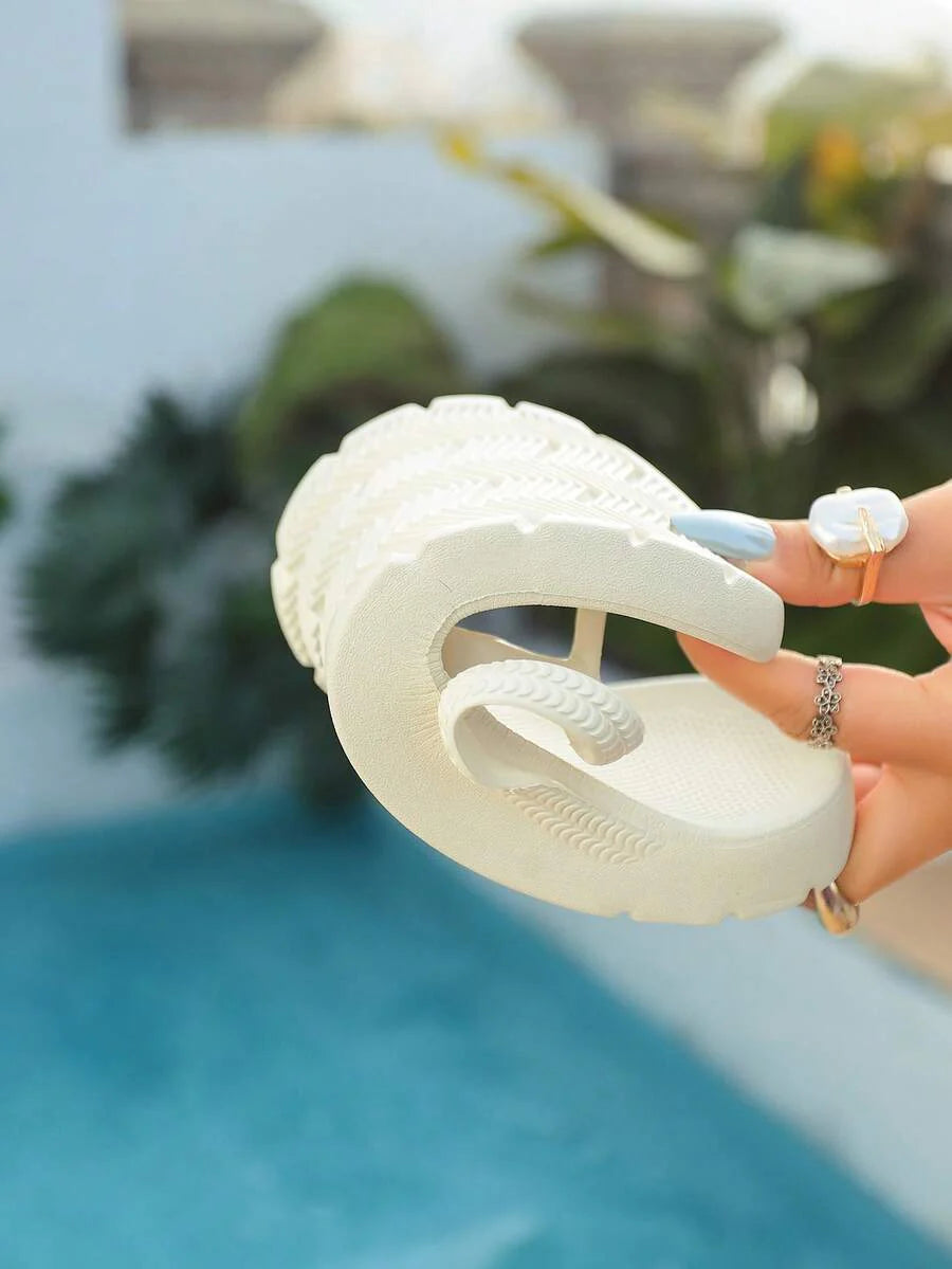 Dames slippers voor de zomer met extra dikke zool
