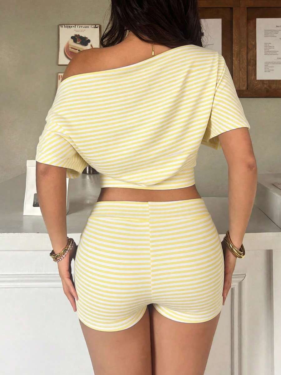 Dames zomerset met gestreepte top en lage taille short