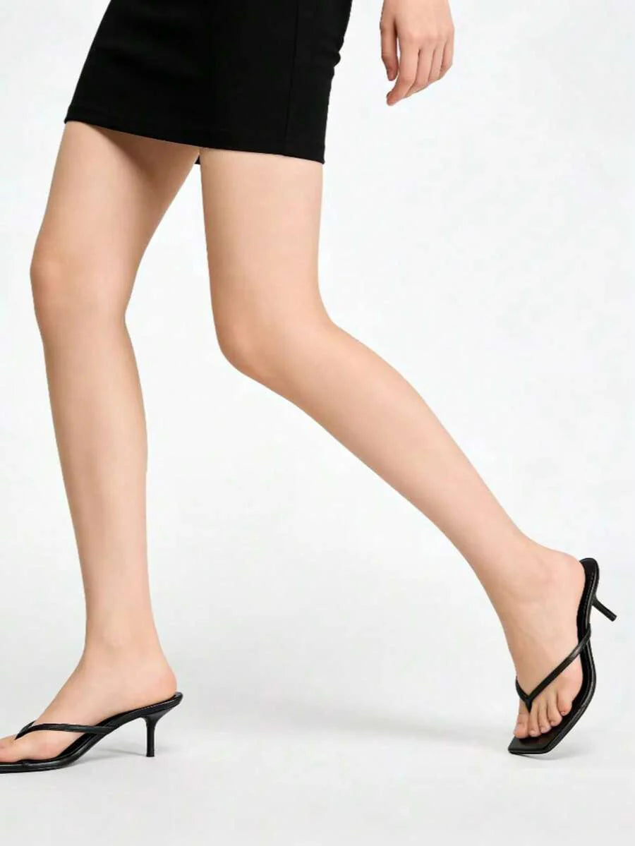 Dames sandalen met hak en vierkante neus