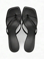 Dames sandalen met hak en vierkante neus
