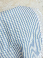 Dames zomertop met vintage strepen en kanten details