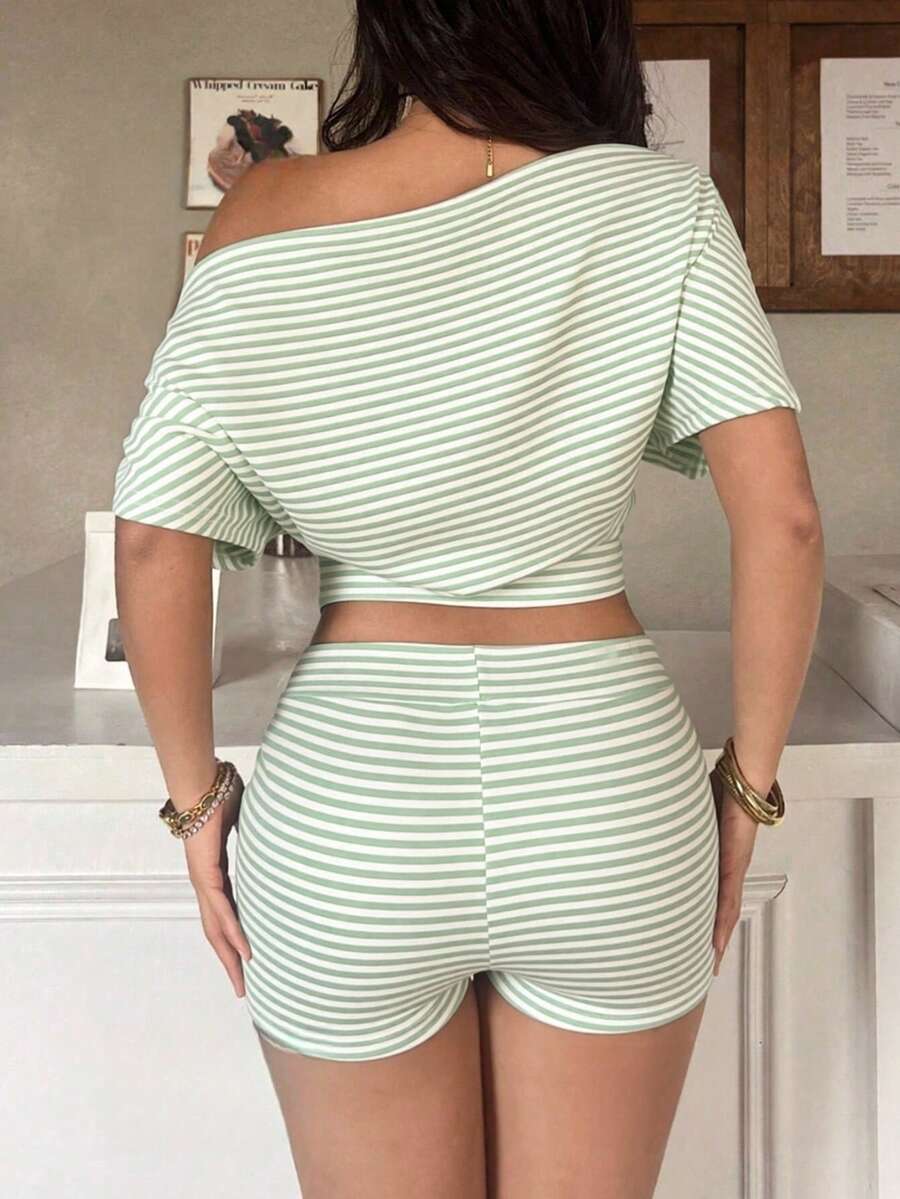 Dames zomerset met gestreepte top en lage taille short