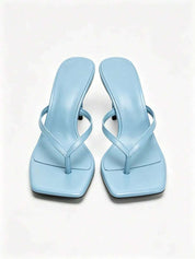 Dames sandalen met hak en vierkante neus