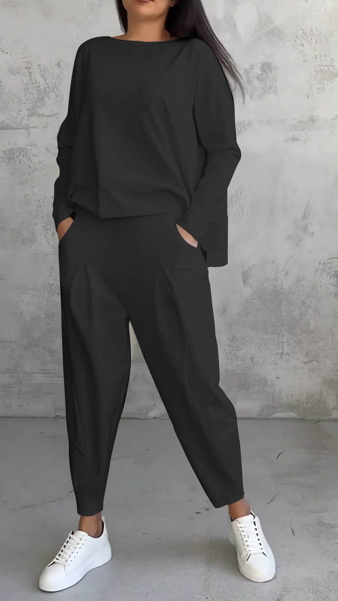 Tweedelige Dames Set Ruime Pasvorm | Oversized Top Boothals en Joggingbroek