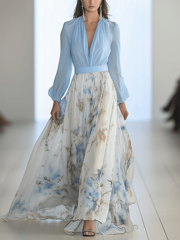 Dames zomerjurk blauw en bloemenprint met diepe v-hals