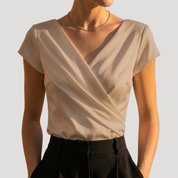 Dames blouse met wikkel V-hals en korte mouwen