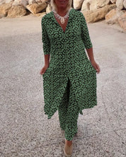 Women's set with geometric pattern and loose fit