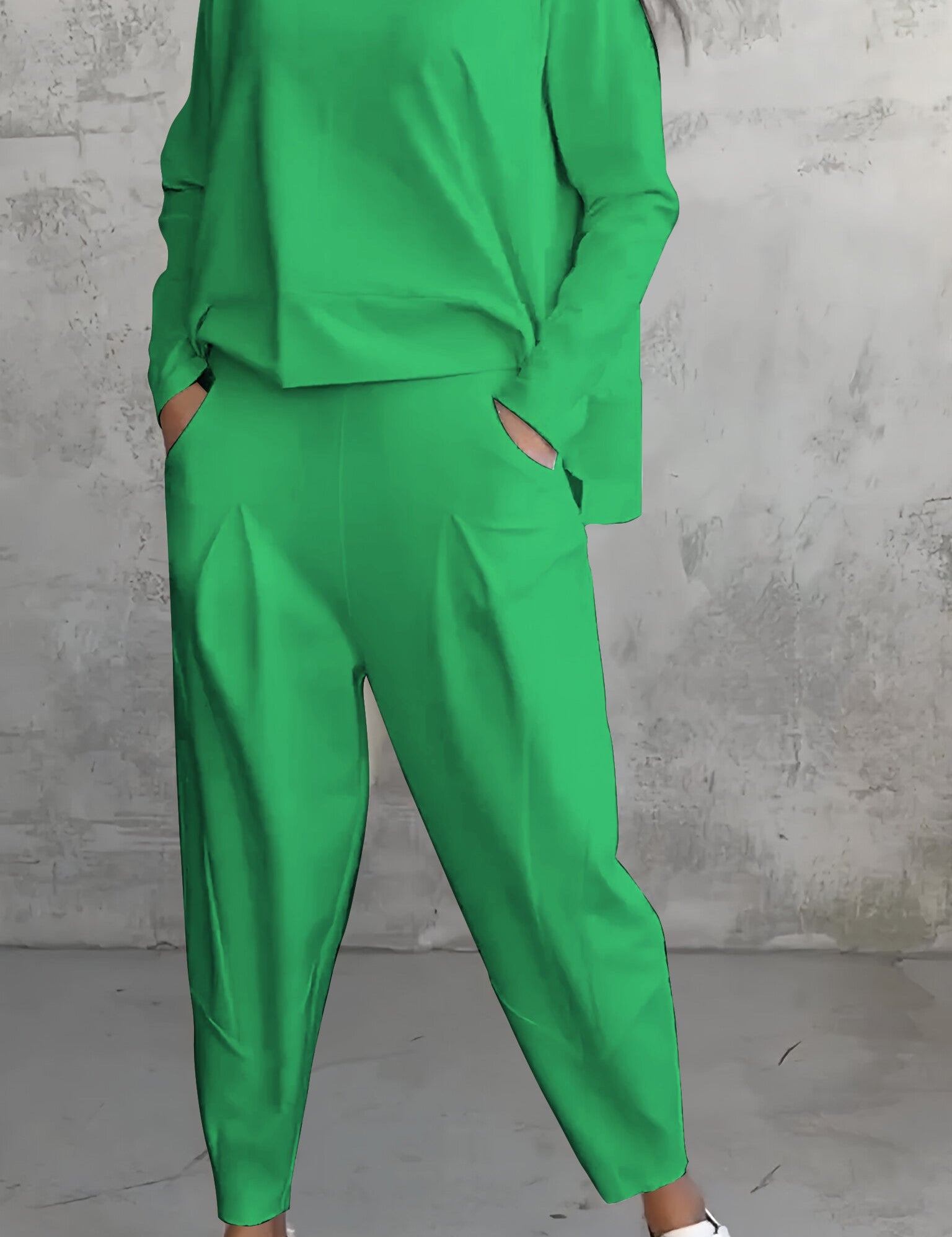 Tweedelige Dames Set Ruime Pasvorm | Oversized Top Boothals en Joggingbroek