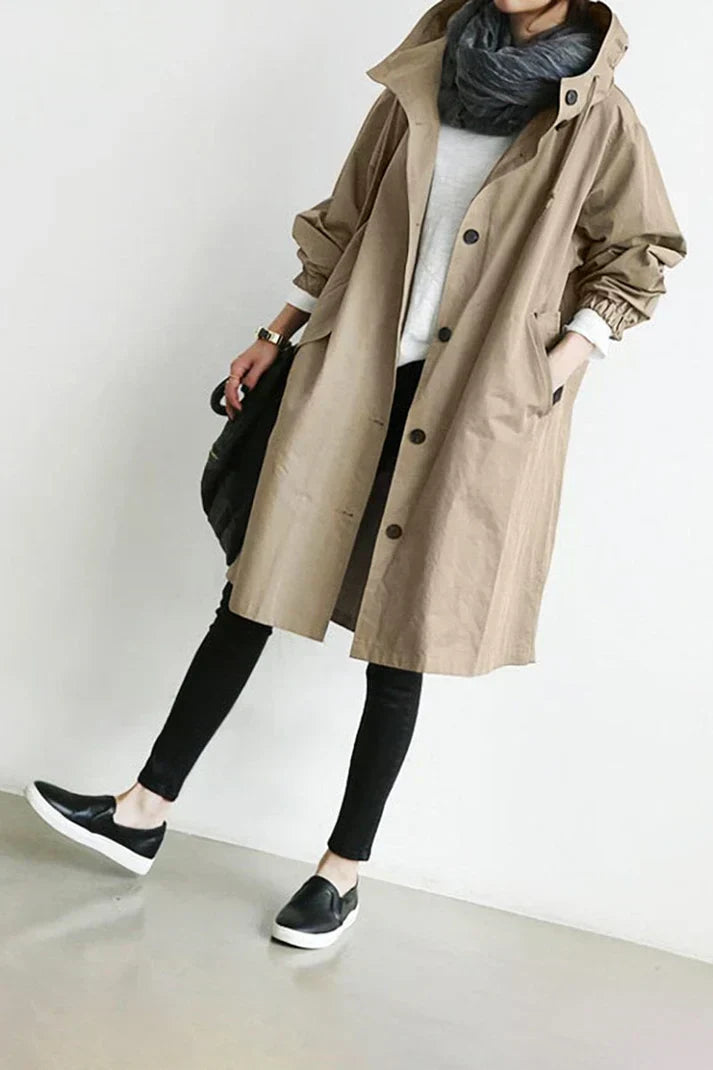 Damesjas met capuchon en knopen | Trenchcoat