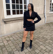 Dames blazer jurk met cut-out - Cropped blazer en mini rok look