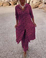 Women's set with geometric pattern and loose fit