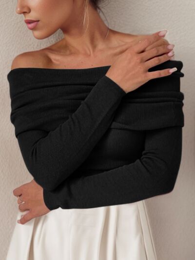 Women's off-shoulder sweater with long sleeves basic fit
