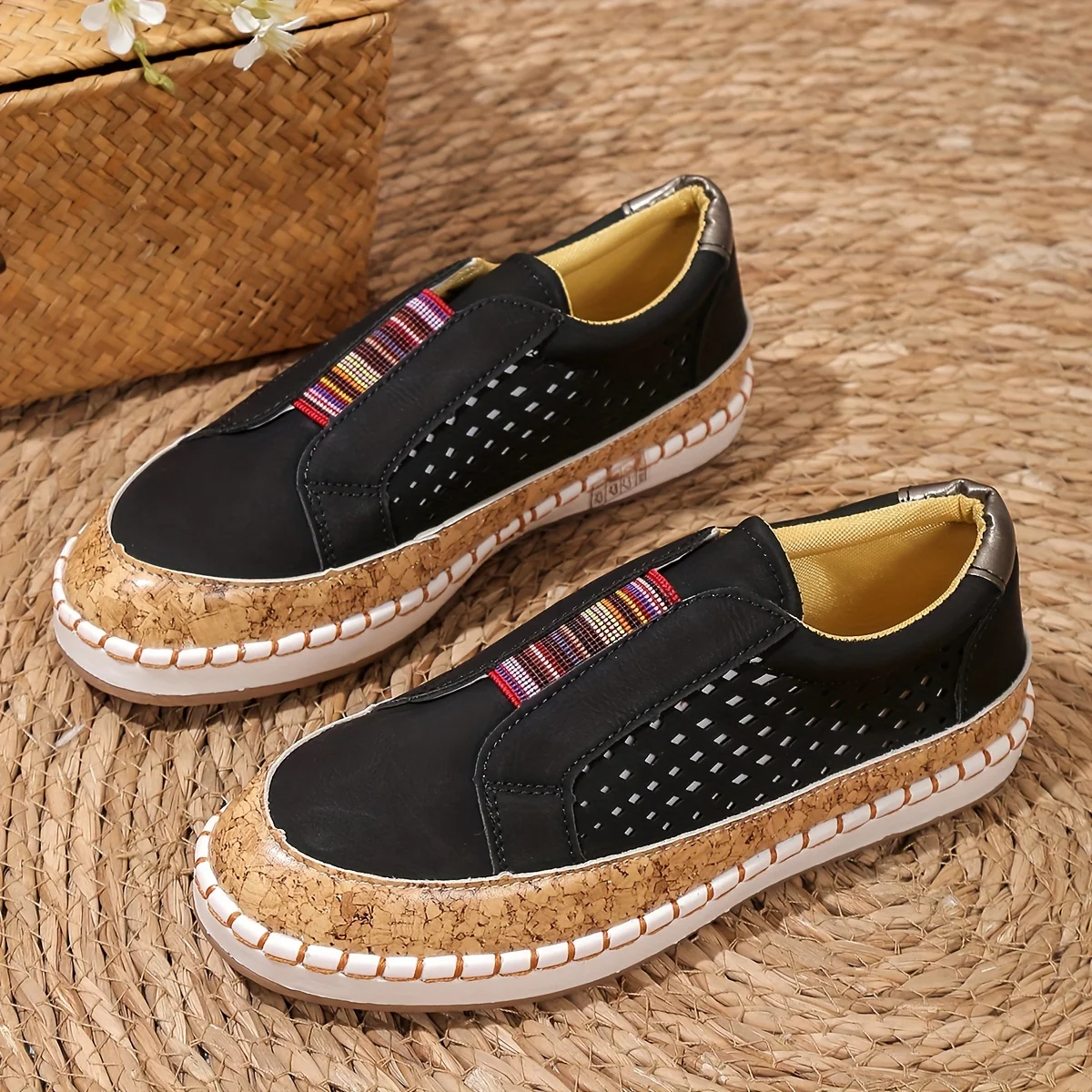 Dames pantoffels met voetbed ondersteuning modern design