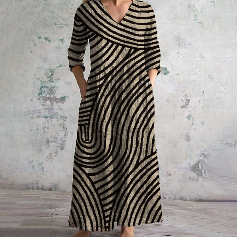 Dames zomerjurk beige met zwarte strepen - V-hals en zakken