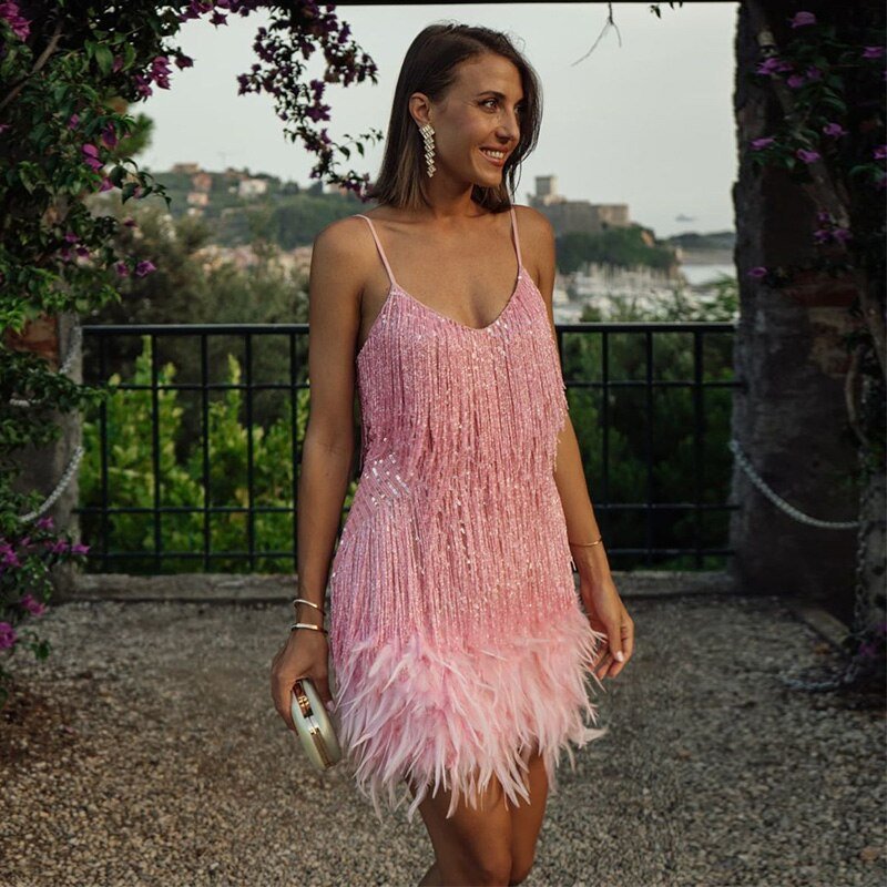 Dames cocktailjurkje mini met veren voor lente en zomer