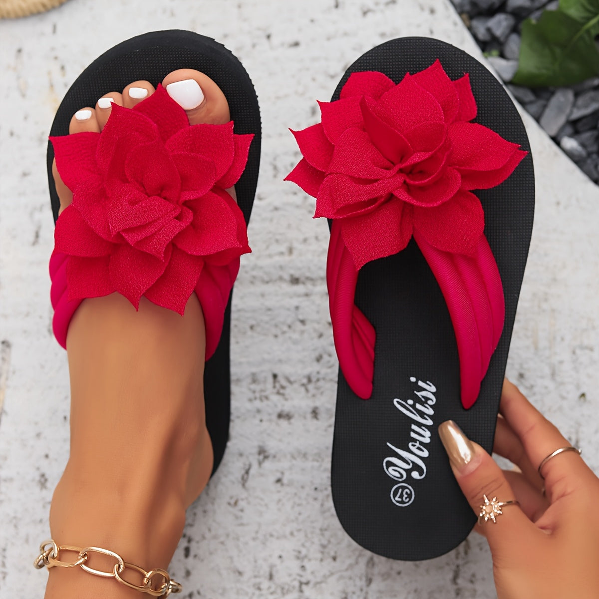Dames teenslippers met bloemen decoratie voor lente en zomer