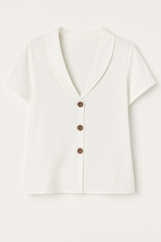 Dames witte blouse met V-hals en knoopsluiting en korte mouwen