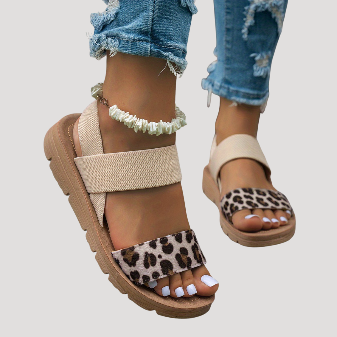 Dames sandalen met leopardprint en kruisbandjes