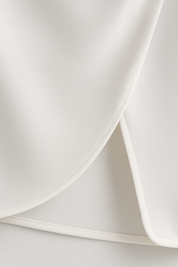 Ladies blouse with cut-out neck and split sleeves