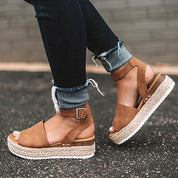 Dames platform sandalen met espadrille zool en enkelbandje