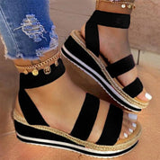 Dames sandalen met sleehak en kruisbandjes