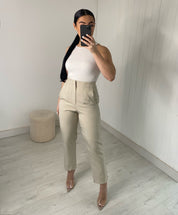 Dames broek met hoge taille en taillenaden