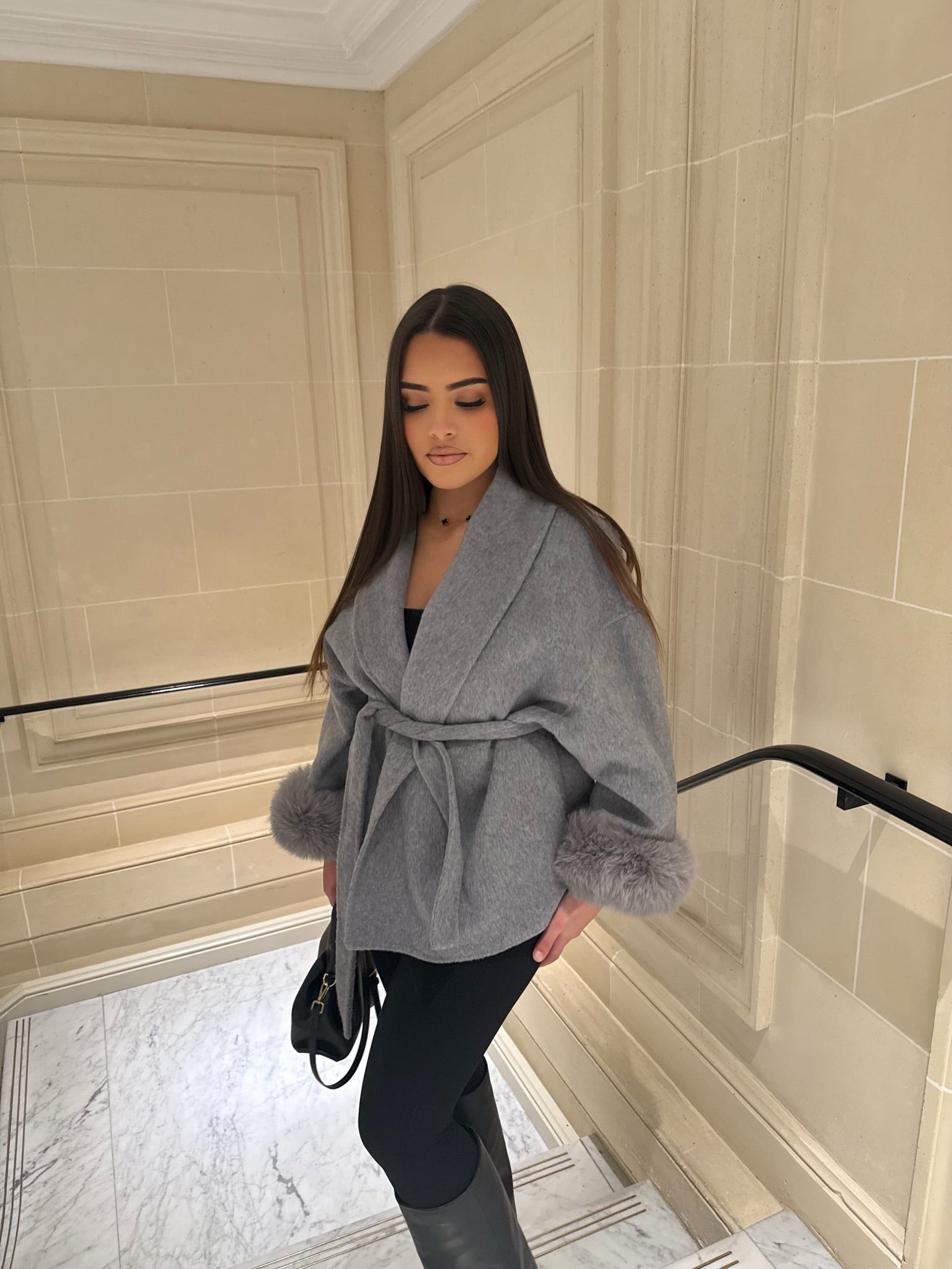 Chique Dames Mantel | Faux Fur | Imitatie Bont | Luxe Wikkel Poncho | Elegante Jas | Winter