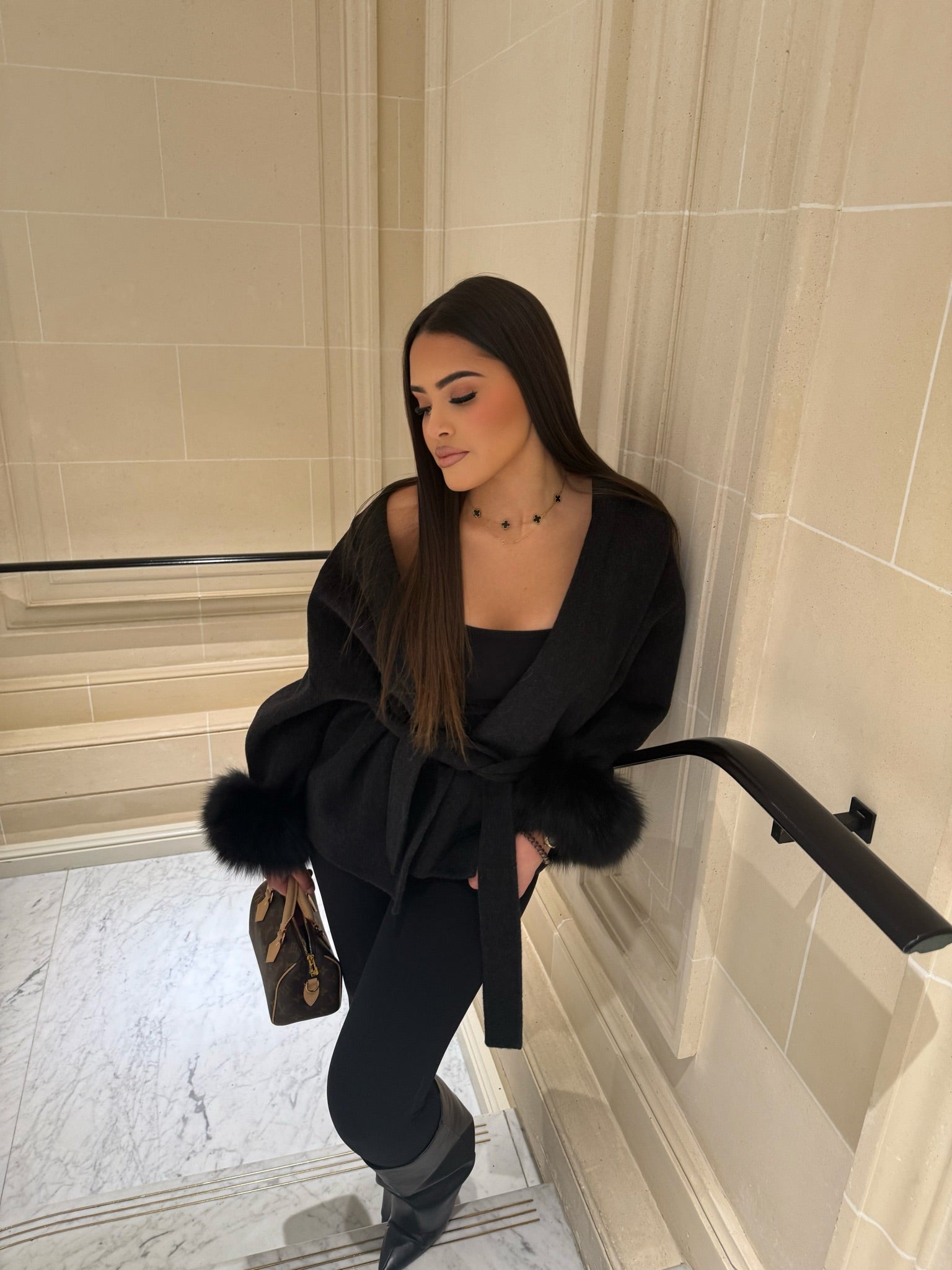 Chique Dames Mantel | Faux Fur | Imitatie Bont | Luxe Wikkel Poncho | Elegante Jas | Winter