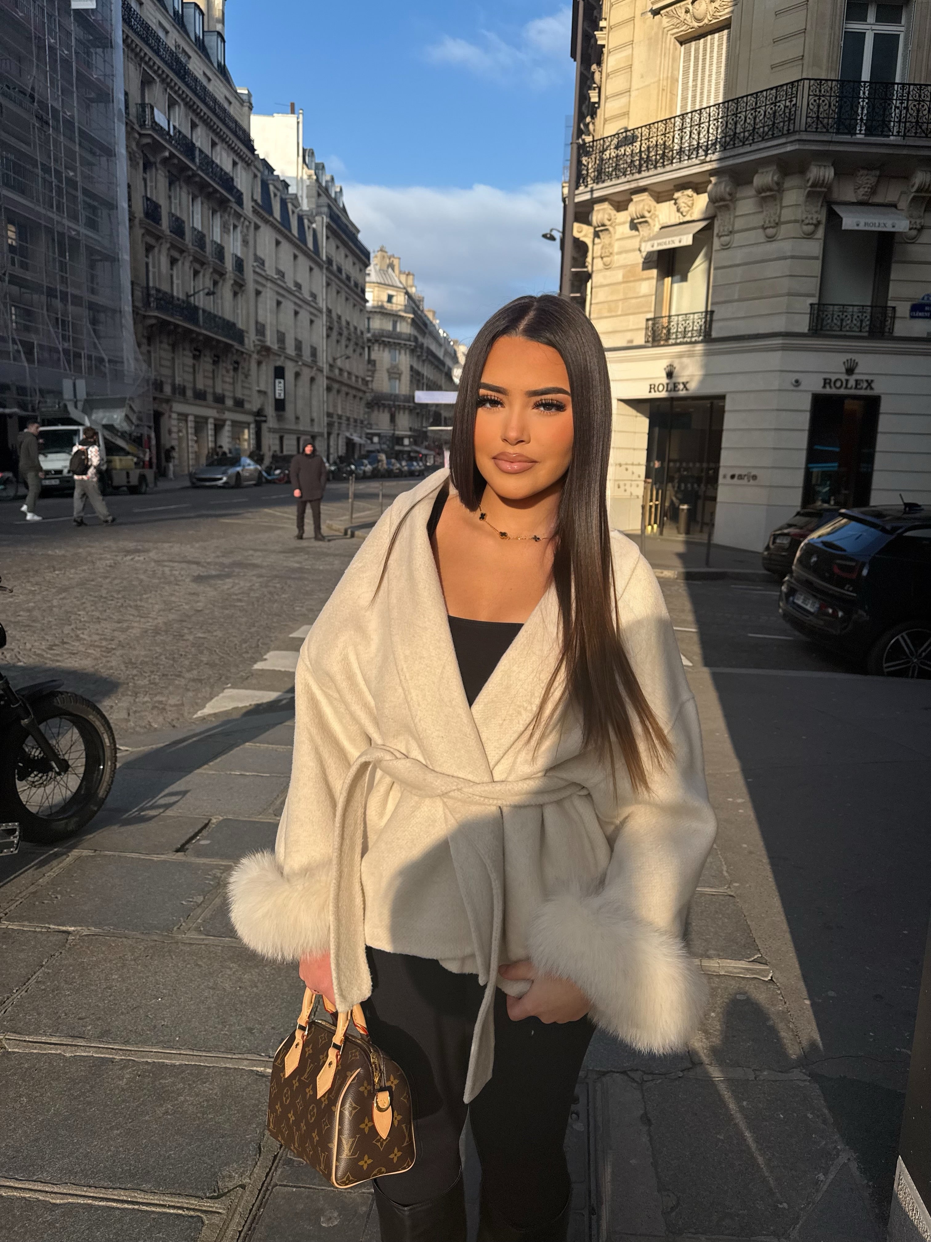 Chique Dames Mantel | Faux Fur | Imitatie Bont | Luxe Wikkel Poncho | Elegante Jas | Winter