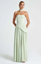 Dames avondjurk strapless met asymmetrische taille