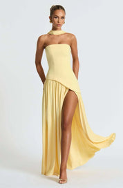 Dames avondjurk strapless met asymmetrische taille