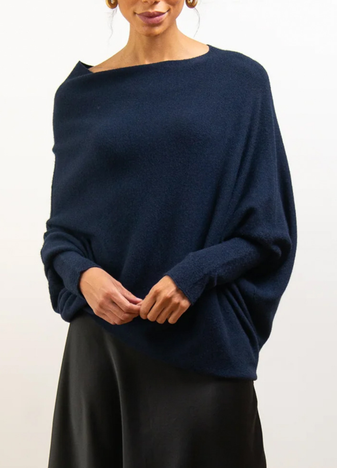 Elegante losvallende dames top | Luxe trui met wijde hals