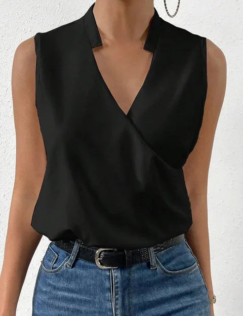 Ladies summer top with sleeves and V-neck loose fit