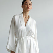 Witte satijn-look kamerjas | Korte loungewear kimono dames