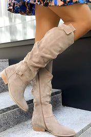 Hoge beige dames laarzen met slouch effect