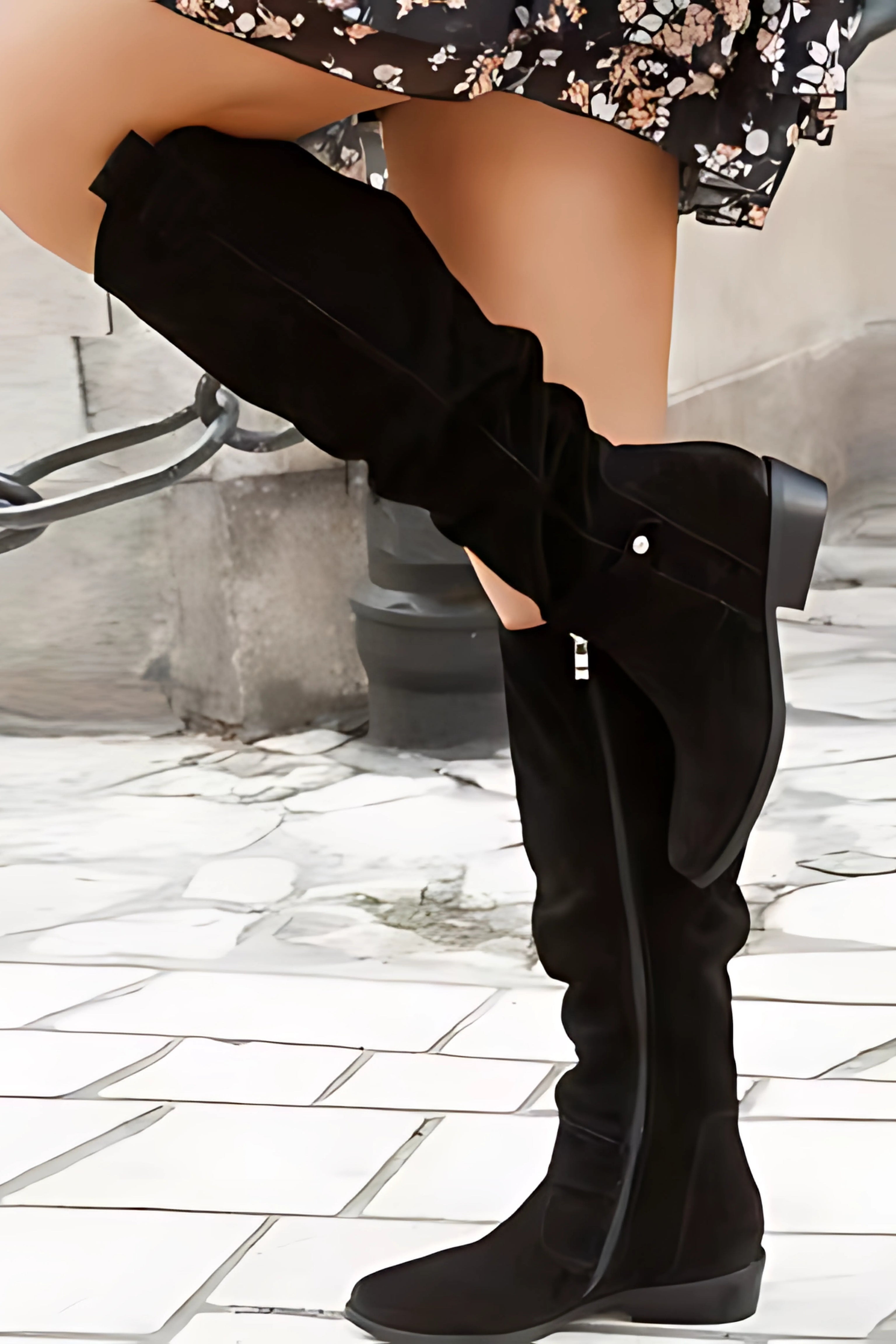 Hoge beige dames laarzen met slouch effect