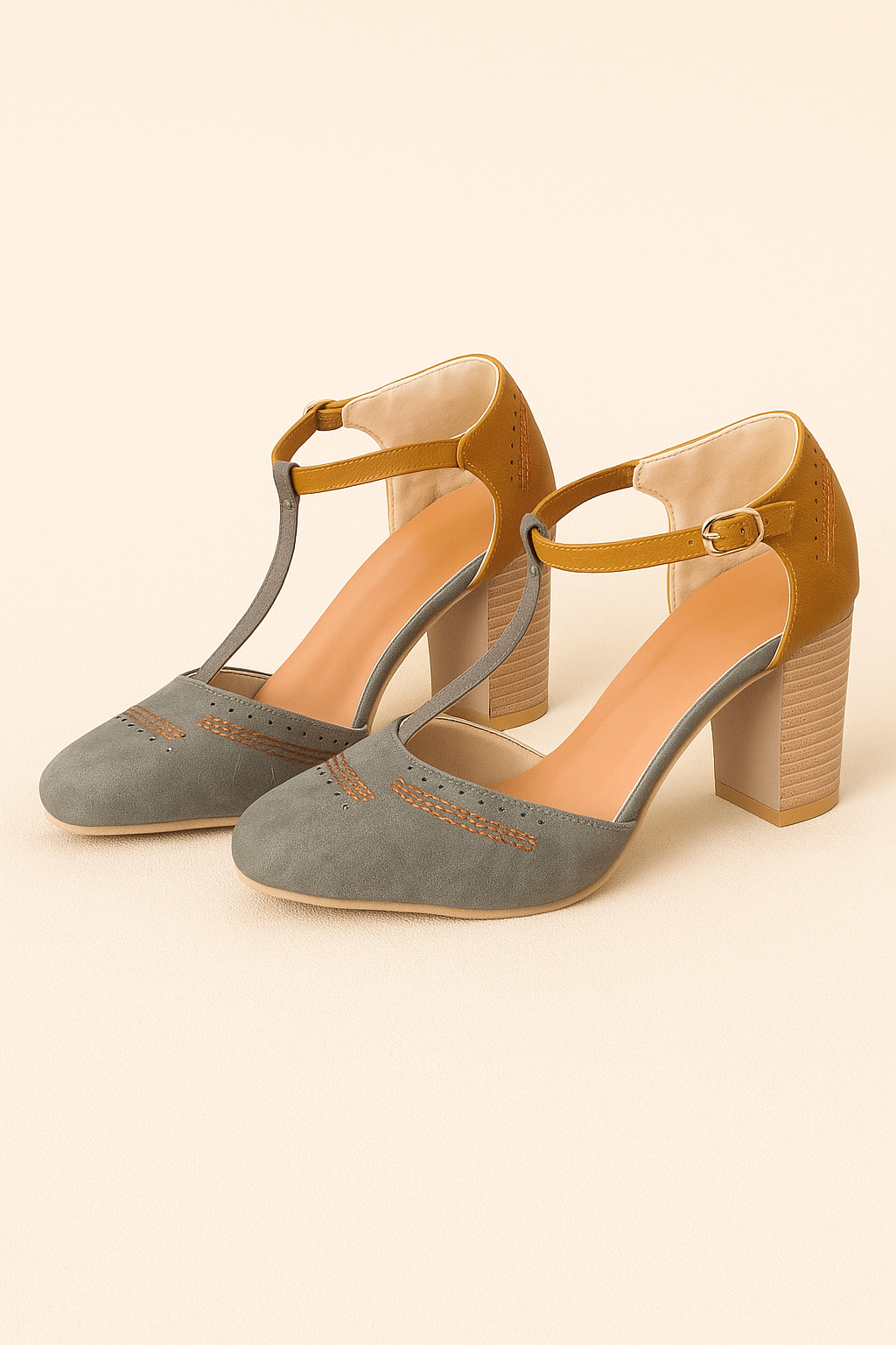 Dames pumps met t-band en blokhak vintage stijl - Tweekleurig