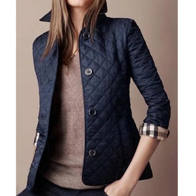 Dames jas | Met gewatteerd design en knoopsluiting