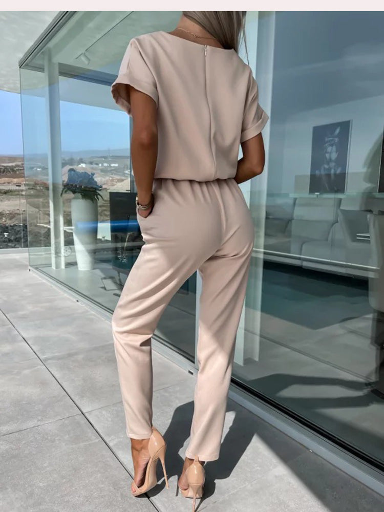 Dames zomerjumpsuit met V-hals en korte mouwen