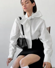 Witte Cropped Blouse Dames met Strikdetail | Lange Mouw en Hoge Kraag