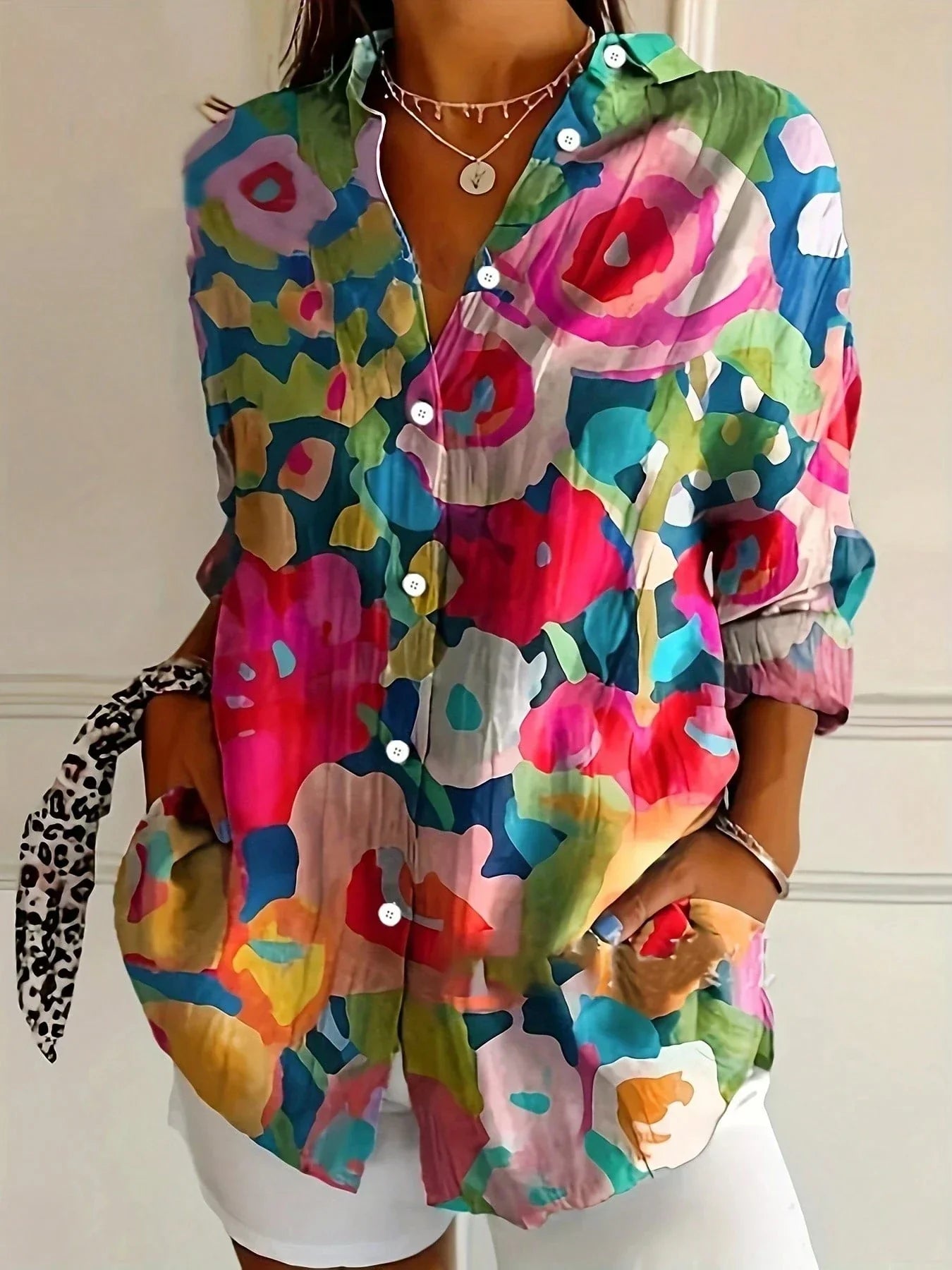 Dames zomer blouse met kleurijke print en losse pasvorm