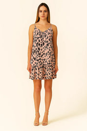 Dames zomerjurk met luipaardprint in wit of roze