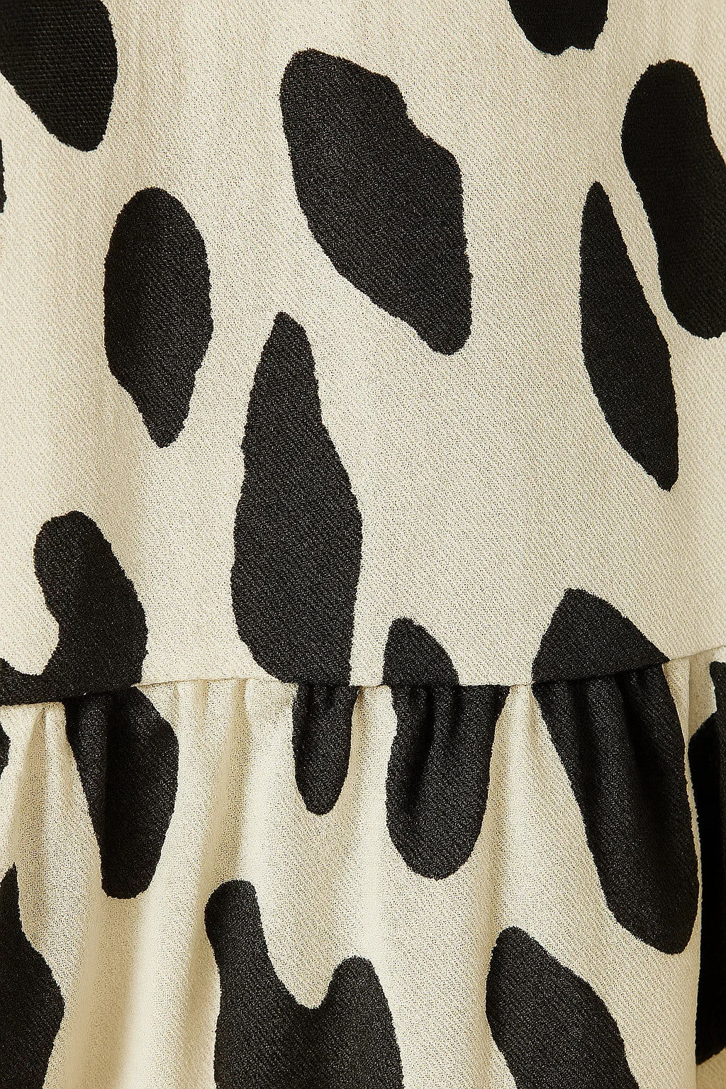 Dames zomerjurk met luipaardprint in wit of roze