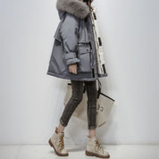 Dames Parka met Capuchon en Bontkraag | Winterjas met Getailleerde Pasvorm
