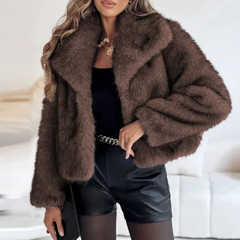 Women_s_Faux_Fur_Short_Jacket__Stylish_Winter_Coat_for_Autumn_Casual_and_Semi-Formal_Wear_5.webp