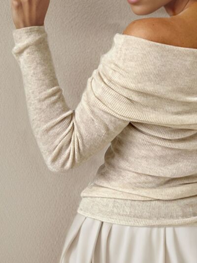 Women's off-shoulder sweater with long sleeves basic fit