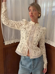 Dames blouse met kant en hoge kraag - Wit of zwart